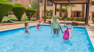 TAMRA BEACH HOTEL