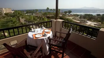 TAMRA BEACH HOTEL