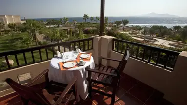 TAMRA BEACH HOTEL