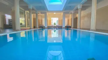 TAMRA BEACH HOTEL