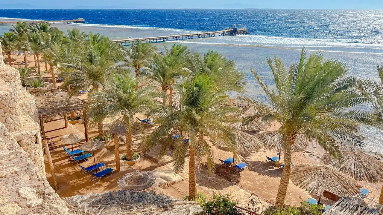Tamra Beach Resort
