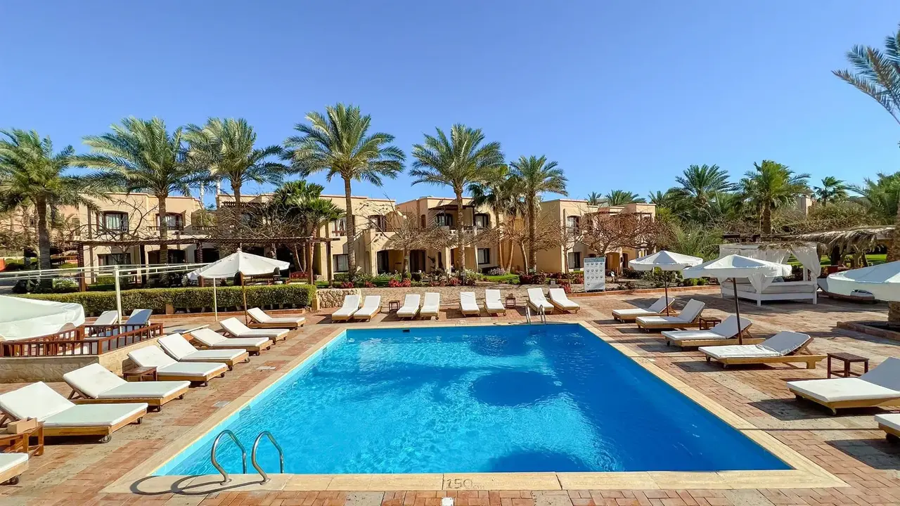 Tamra Beach Resort