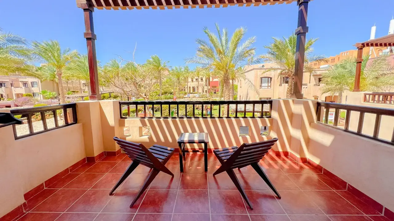Tamra Beach Resort