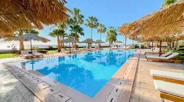 Tamra Beach