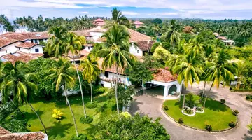 Tangerine Beach Hotel