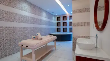 Tasia Maris Beach Hotel and Spa