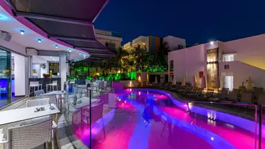 Tasia Maris Oasis Hotel