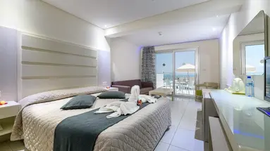 Tasia Maris Oasis Hotel