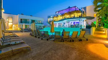 Tasia Maris Oasis Hotel