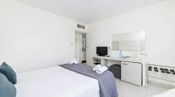 Tasia Maris Oasis Hotel