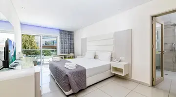 Tasia Maris Oasis Hotel