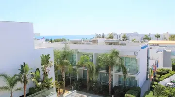 Tasia Maris Oasis Hotel