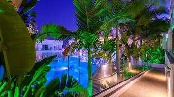 Tasia Maris Oasis Hotel