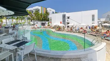Tasia Maris Oasis Hotel