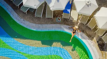 Tasia Maris Oasis