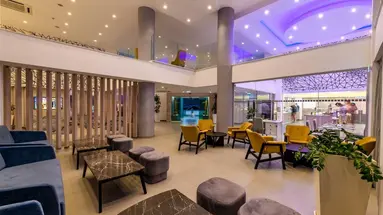 Tasia Maris Sands Beach Hotel