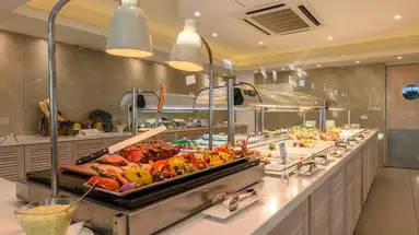 Tasia Maris Sands Beach Hotel