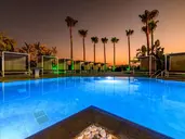 Tasia Maris Sands Beach Hotel