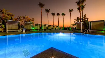 TASIA MARIS SANDS