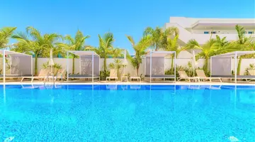 Tasia Maris Seasons Hotel (Adults Only 16+)
