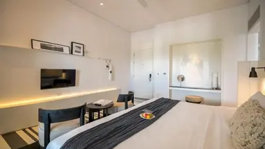 Tasia Maris Seasons Hotel