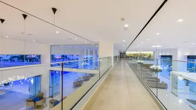 Tasia Maris Seasons Hotel