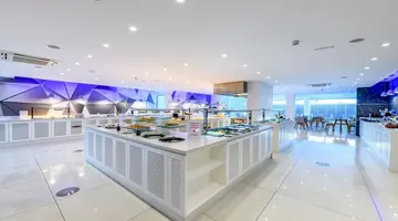 Tasia Maris Seasons Hotel