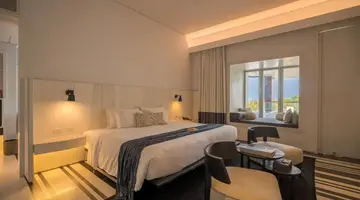 Tasia Maris Seasons Hotel