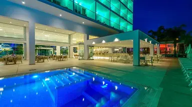 Tasia Maris Seasons Hotel