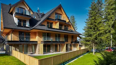 Tatra Square Apartments