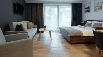 Tatra Square Apartments