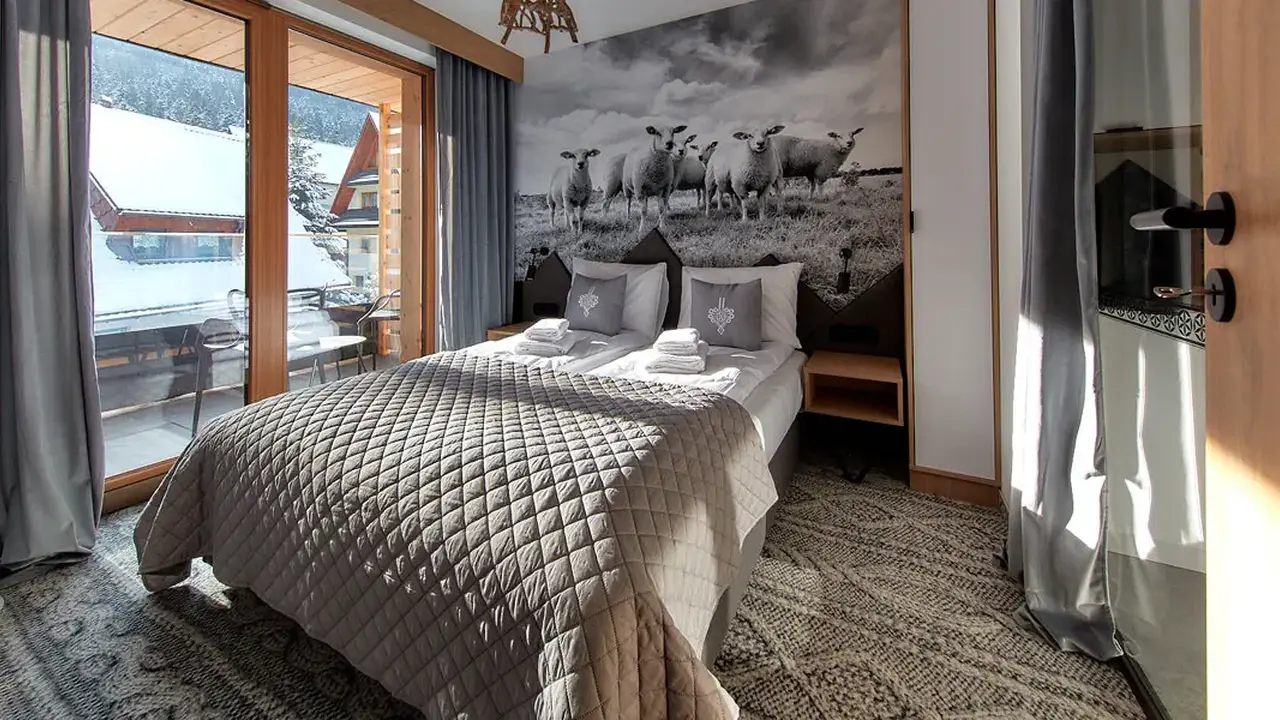 Tatra Square Apartments