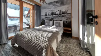 Tatra Square Apartments