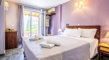 Tellis Holiday Rooms