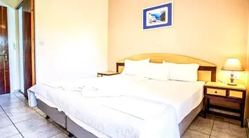 Tellis Holiday Rooms