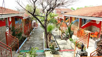 Temple Side