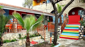 Temple Side