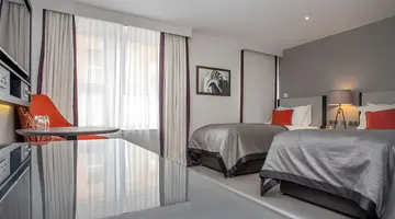 Ten Hill Place Hotel, WorldHotels Distinctive