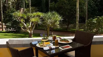 Terra Nostra Garden