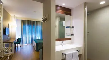 TERRACE ELITE RESORT