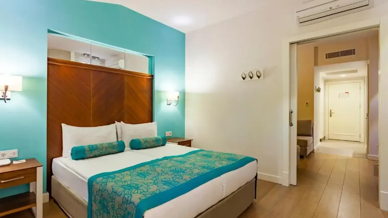 TERRACE ELITE RESORT