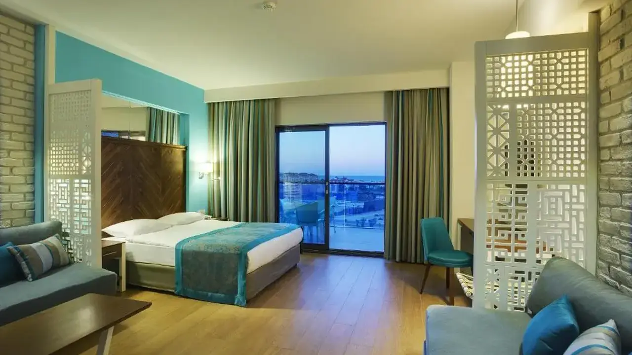 TERRACE ELITE RESORT
