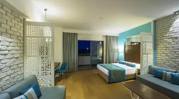 TERRACE ELITE RESORT