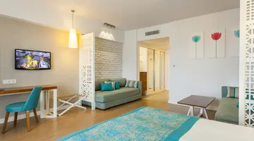 TERRACE ELITE RESORT