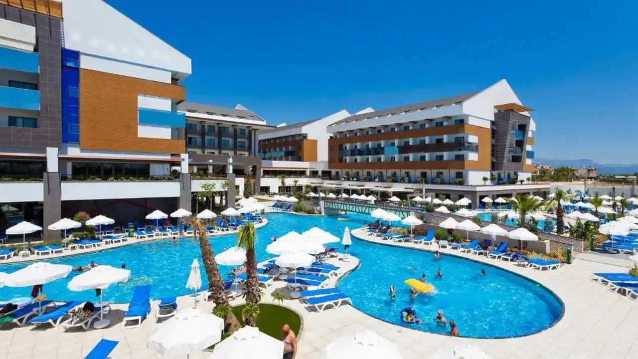 TERRACE ELITE RESORT