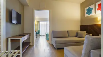 TERRACE ELITE RESORT