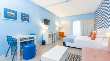Terrace Mar Suite Hotel
