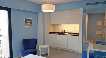 Terrace Mar Suite Hotel