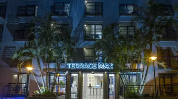 Terrace Mar Suite Hotel