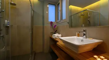 Tessera Villas Collection